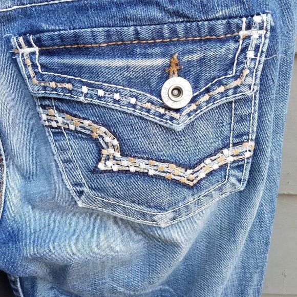 Big Star Maddie Mid Rise Boot Cut Jeans Size 28L - Picture 8 of 9